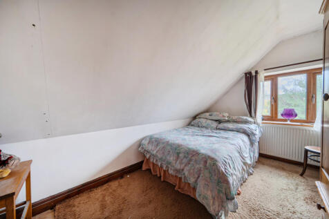 1375875-17-690b6b...