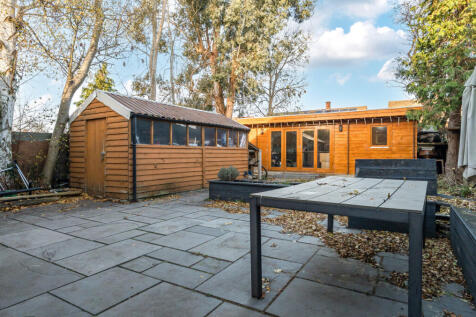 1382443-5-691eea5...