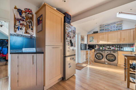 1382443-12-691eea...