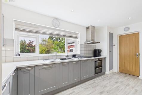 CAM03830G0-PR0228...