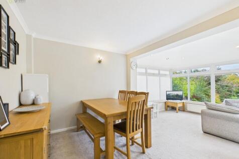 CAM03830G0-PR0228...