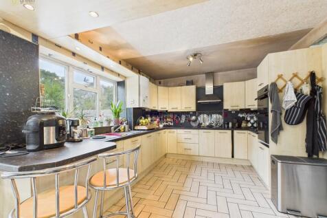 CAM03830G0-PR0227...