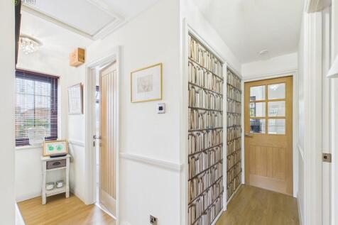 CAM03830G0-PR0230...