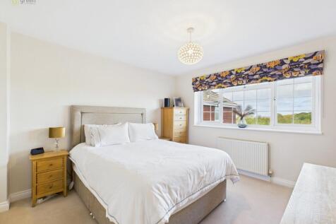 CAM03830G0-PR0236...