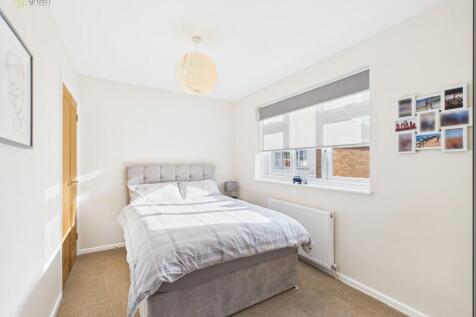 CAM03830G0-PR0236...