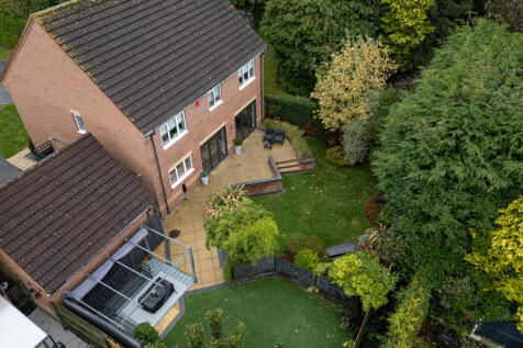 15 Corn Mill Clos...