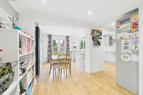 CAM04914G0-PR0289...