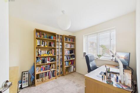 CAM04914G0-PR0295...