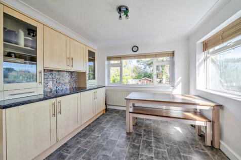 1362964-13-68e3bc...