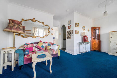 1384006-9-691f338...