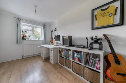 1383607-2-69205fc...