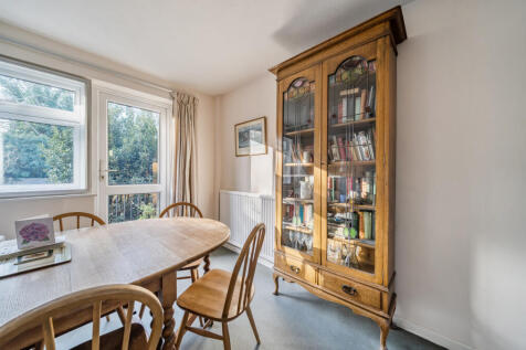 1382010-4-691af60...