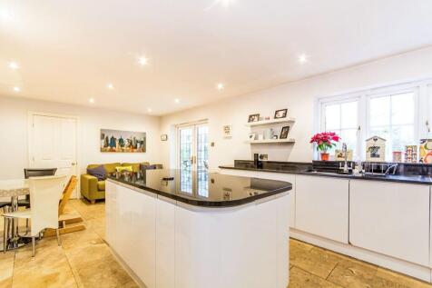 Kitchen/Breakfast Ro