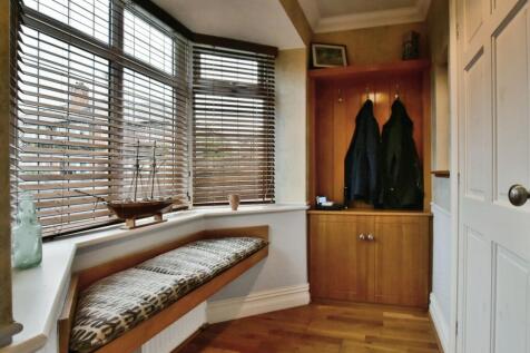 Cloaks Room