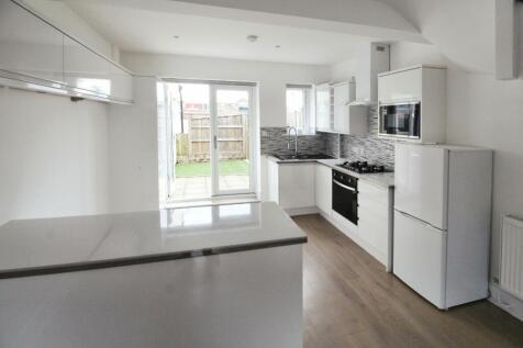 Kitchen/ Living Room