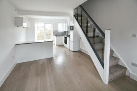 Kitchen/ Living Room