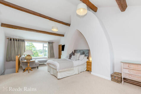 Bedroom One/ Garret