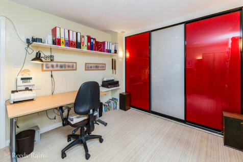 Bedroom 4 / Study