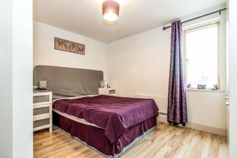 Bedroom 1 (Ensuite)