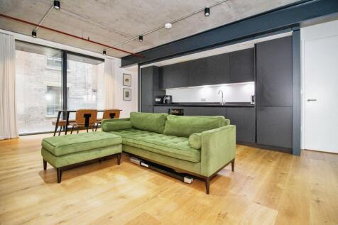 Living Area/Kitchen