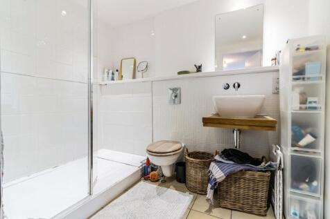 Main Shower Room