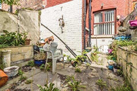 Rear Courtyard