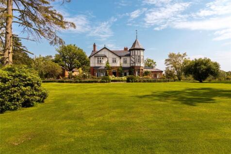 House &amp; Gardens