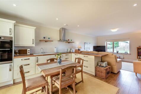 Living/Dining Annexe