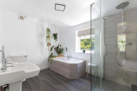 Bedroom 2 En Suite