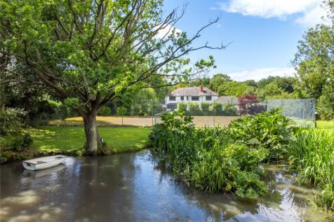 Lake &amp; Rear Garden