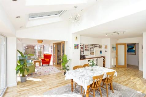 Garden Room/Dining