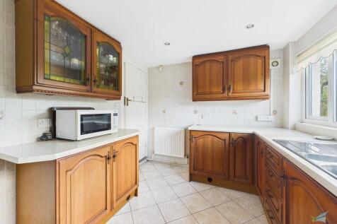 CAM03111G0-PR0380...