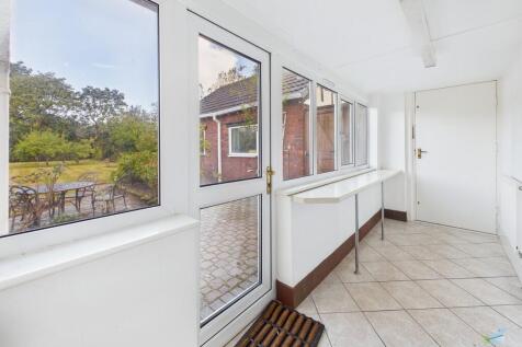 CAM03111G0-PR0380...