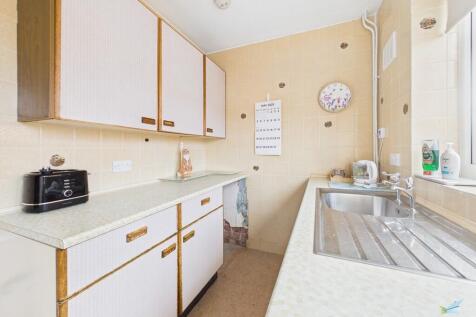 CAM03111G0-PR0390...