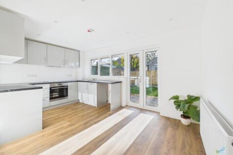 CAM03111G0-PR0405...