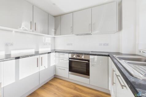 CAM03111G0-PR0405...