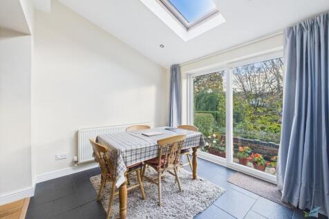 CAM03111G0-PR0406...