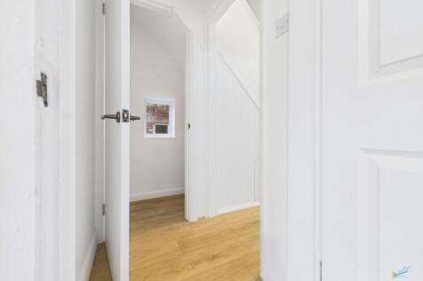 CAM03111G0-PR0411...