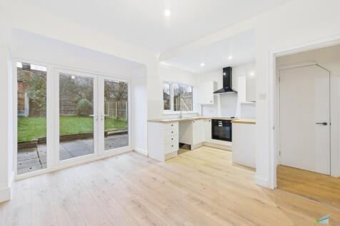 CAM03111G0-PR0411...