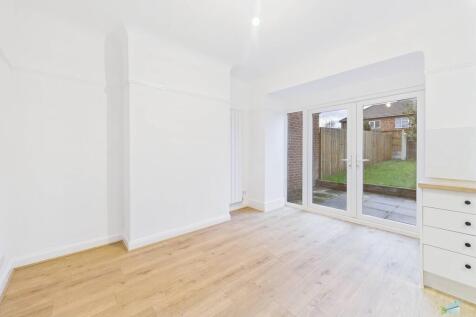 CAM03111G0-PR0411...