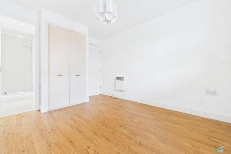 CAM03111G0-PR0413...