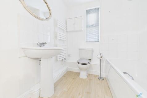 CAM03111G0-PR0413...