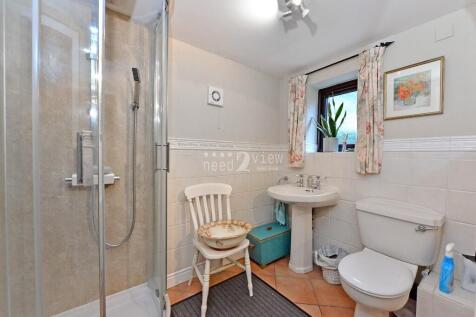 Ground Floor Shower 