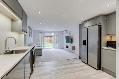 Living Room/Kitchen
