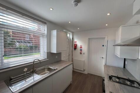 Communal Kitchen