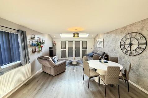 Living and Dining Ro