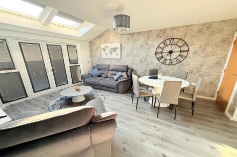 Living and Dining Ro