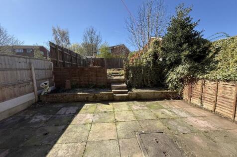 Gardens/Parking