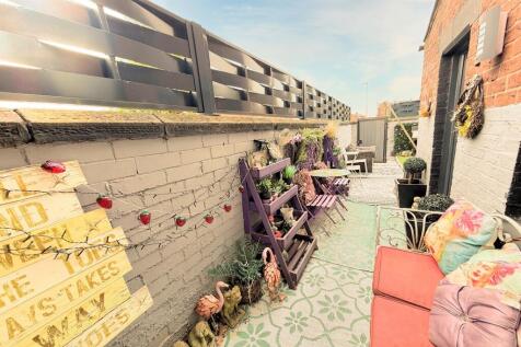 Rear Courtyard