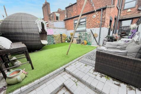Rear Courtyard